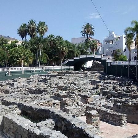 Las Gondolas Y El Mar Almuñécar المظهر الخارجي الصورة